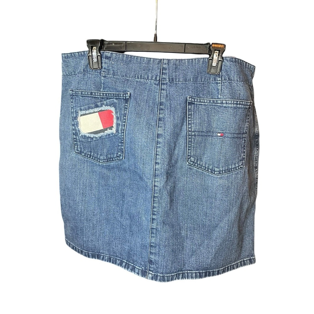 Vintage Tommy Hilfiger Women's Denim Skirt Size 16 - Picture 3 of 4